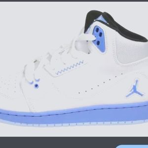 Air Jordan 1 Flight 2 BG sz 7 Y or 9 Women’s NWOB